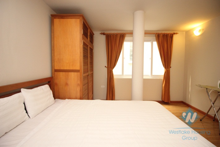 Beautiful apartment on the lake for lease in Tay Ho Hanoi